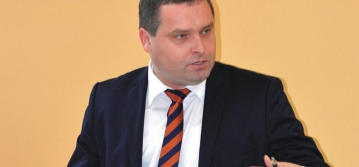 Czary-mary przy oświacie w Działoszynie